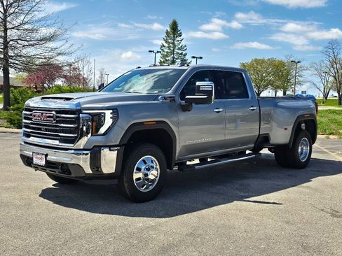 Certified 2026 GMC Sierra 3500 SLT w/ SLT Premium Package AWD/4WD image 6