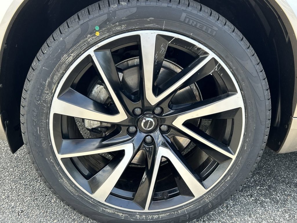 Used 2023 Volvo XC90 B6 Plus AWD/4WD image 10