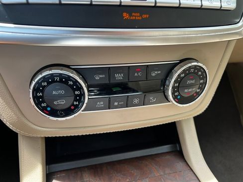 Used 2015 Mercedes-Benz GL 450 4MATIC image 46