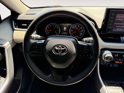 Certified 2019 Toyota RAV4 XLE FWD image 12