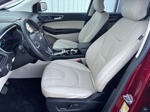 Used 2017 Ford Edge Titanium w/ Technology Package image 17