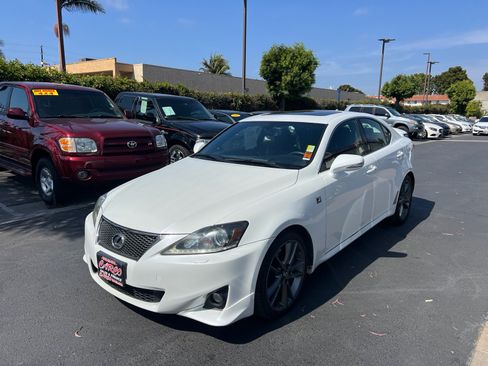 Used 2013 Lexus IS 350 w/ F-Sport Pkg w/Summer Tires RWD image 4