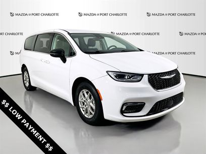 Used 2024 Chrysler Pacifica Touring-L