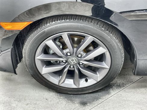 Used 2019 Honda Civic EX image 10
