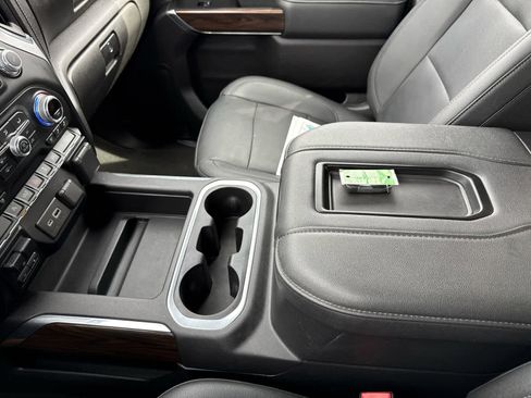 Certified 2021 GMC Sierra 1500 SLT w/ SLT Premium Package AWD/4WD image 20