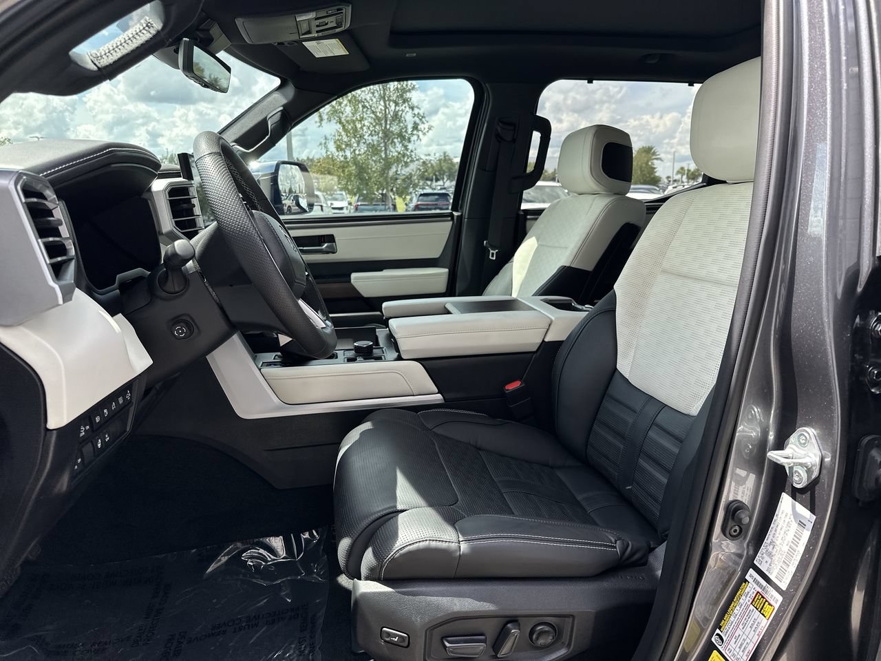Used 2024 Toyota Tundra Capstone AWD/4WD image 8
