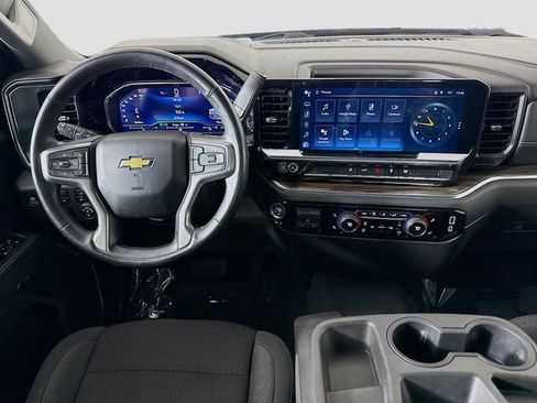 Used 2024 Chevrolet Silverado 2500 LT w/ Convenience Package AWD/4WD image 21