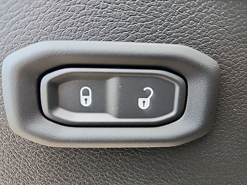 New 2026 Jeep Wrangler Sport AWD/4WD image 17