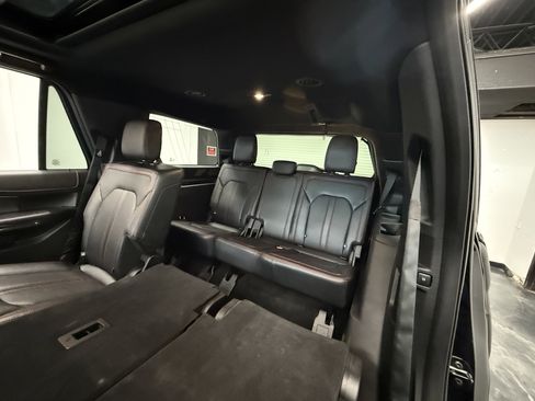 Used 2019 Ford Expedition Limited w/ Equipment Group 303A AWD/4WD image 25