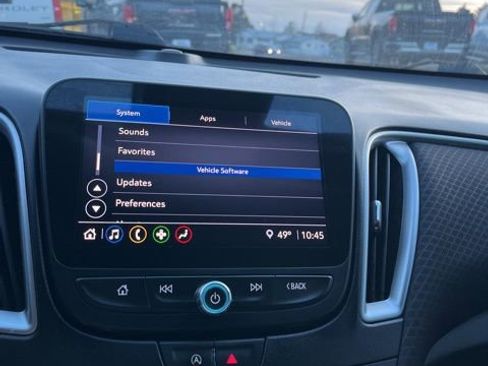 Used 2023 Chevrolet Malibu LT image 42