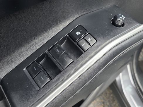 Used 2024 Toyota Highlander XSE image 14