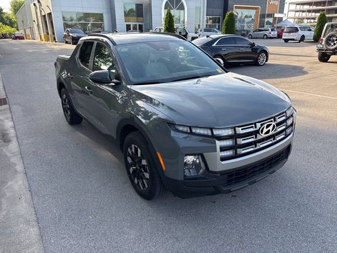 Used 2025 Hyundai Santa Cruz SEL AWD/4WD image 7