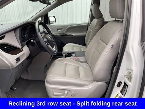 Used 2019 Toyota Sienna XLE Premium image 8