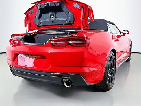 Used 2022 Chevrolet Camaro LT RWD image 26