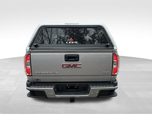 Used 2020 GMC Canyon SLE w/ Driver Alert Package image 4