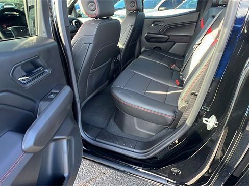 New 2025 Chevrolet Colorado Z71 w/ Technology Package image 17