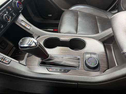 Used 2019 GMC Acadia SLT w/ LPO, Floor Liner Package image 52