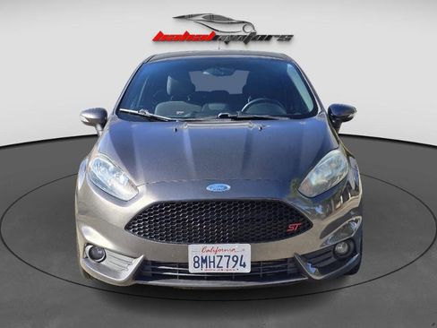 Used 2017 Ford Fiesta ST image 2
