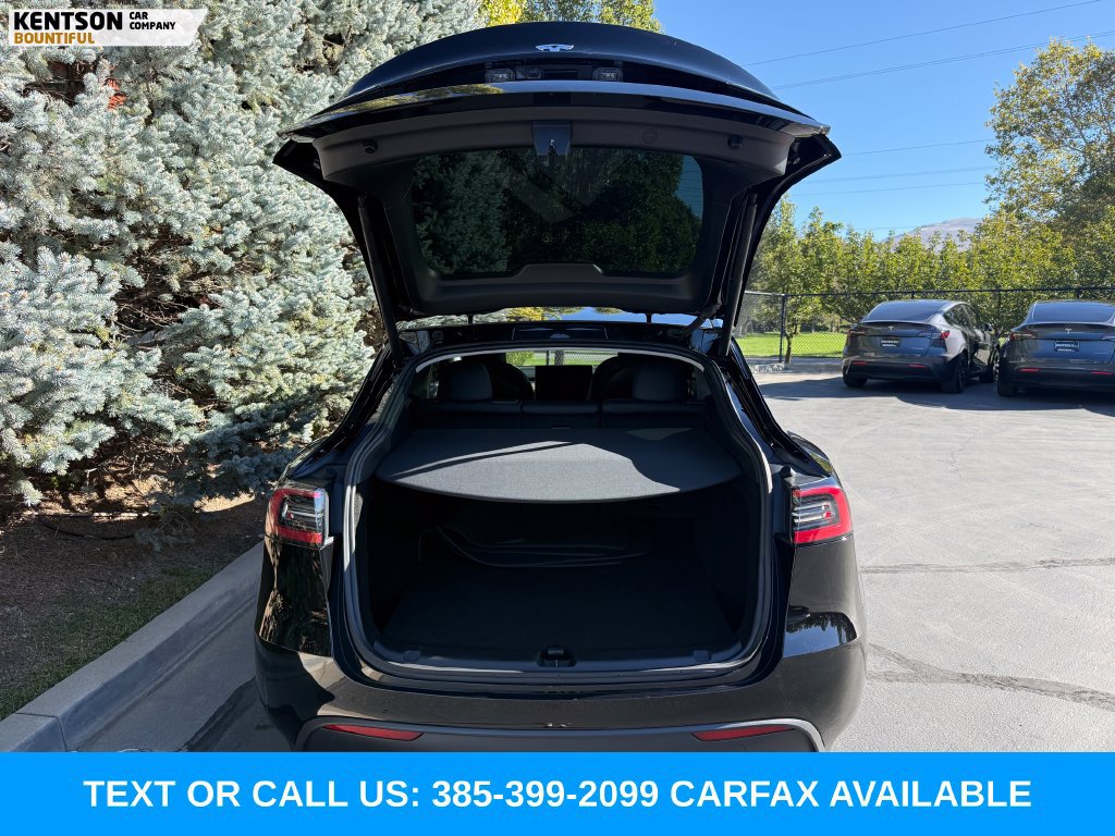 Used 2023 Tesla Model Y Long Range AWD/4WD image 31