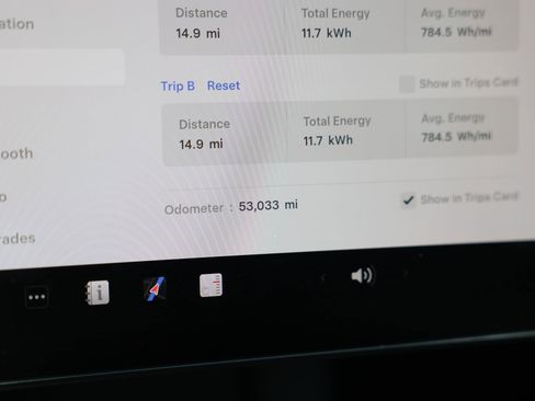 Used 2023 Tesla Model 3 Standard Range RWD image 39