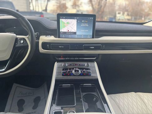 Used 2020 Lincoln Aviator Black Label image 12