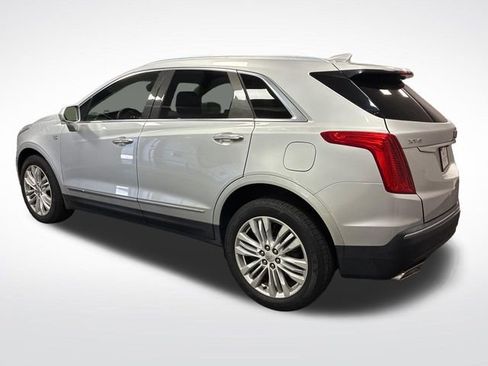 Used 2019 Cadillac XT5 Premium Luxury FWD image 3