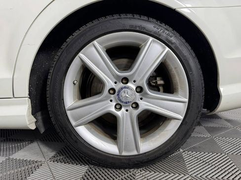Used 2010 Mercedes-Benz C 300 Sedan image 43