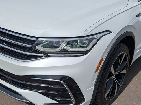 Certified 2022 Volkswagen Tiguan SEL R-Line AWD/4WD image 16