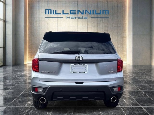 Used 2023 Honda Passport EX-L image 4