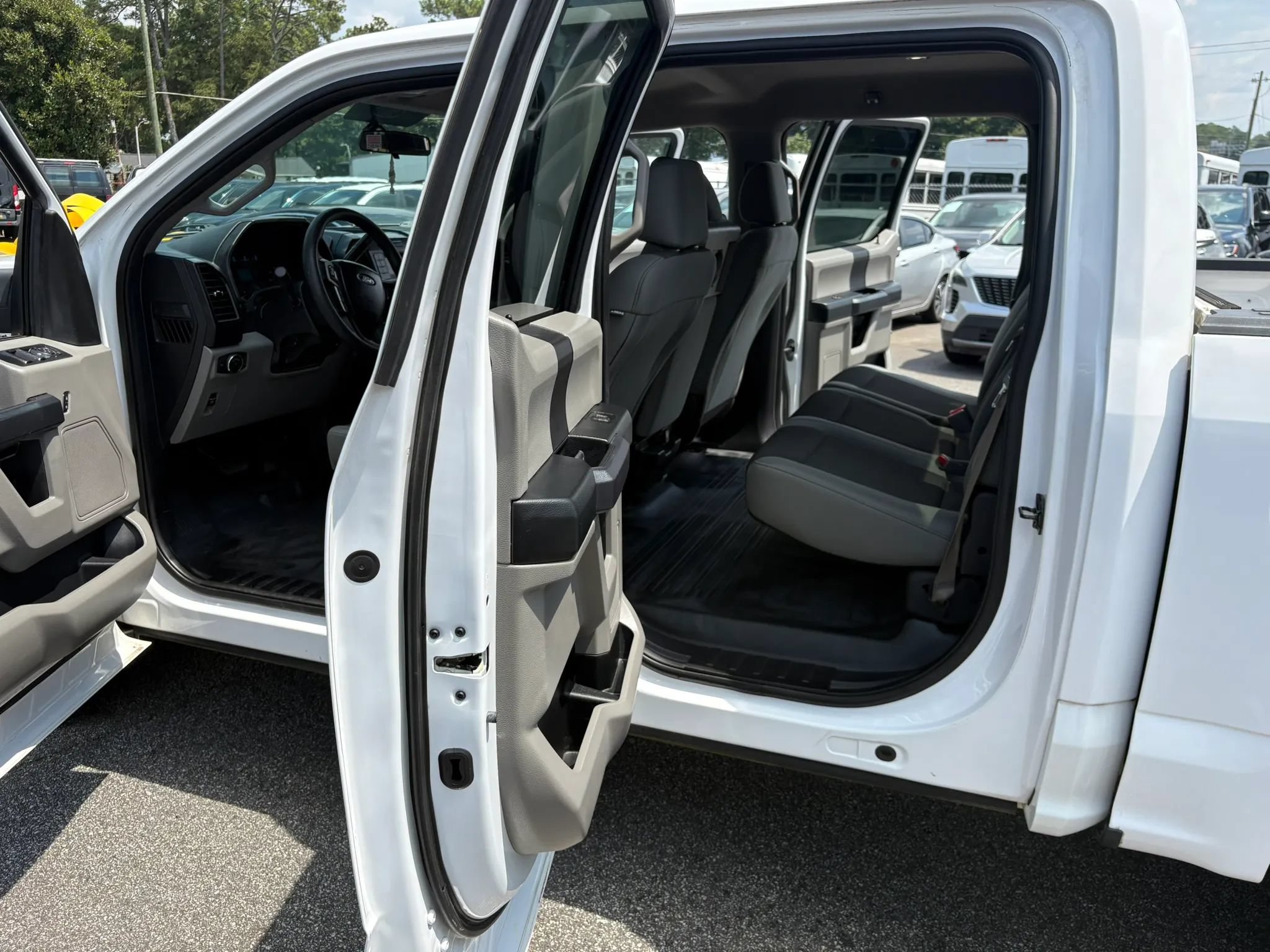 Used 2017 Ford F150 XL w/ XL Power Equipment Group AWD/4WD image 20