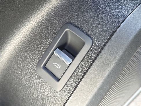 Certified 2023 Audi Q5 2.0T Premium Plus w/ Premium Plus Package image 25