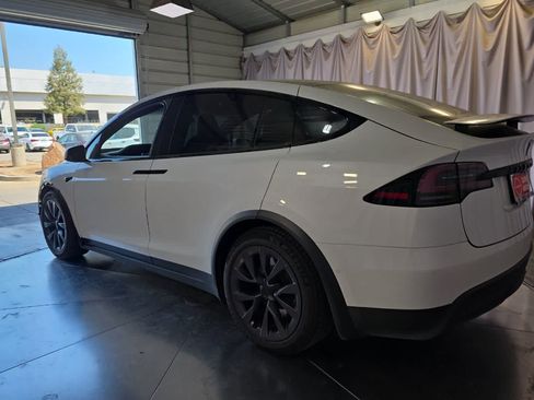 Used 2022 Tesla Model X Plaid AWD/4WD image 7