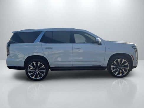Used 2026 Cadillac Escalade Luxury w/ Touring Package AWD/4WD image 4