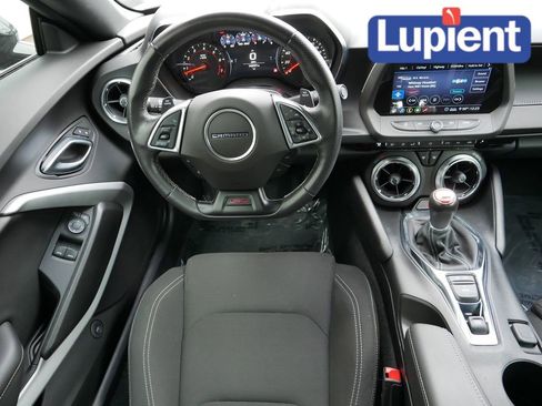 Certified 2020 Chevrolet Camaro SS image 16