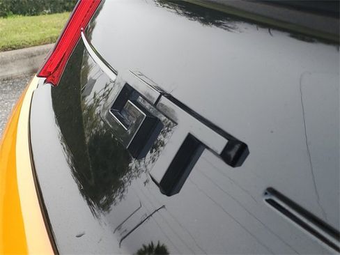 Used 2019 Ford Mustang GT Premium w/ Equipment Group 401A image 6