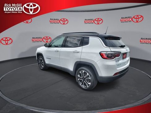 Used 2023 Jeep Compass Limited AWD/4WD image 6
