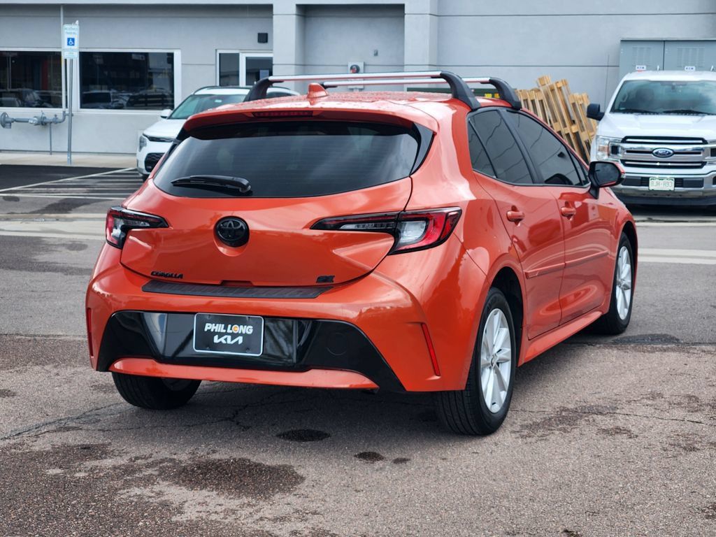 Used 2025 Toyota Corolla SE FWD image 5