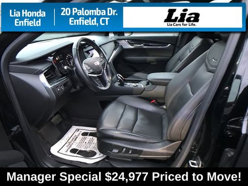 Used 2020 Cadillac XT5 Premium Luxury w/ LPO, Floor Liner Package image 4
