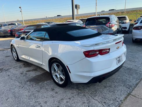 Used 2020 Chevrolet Camaro LT image 3