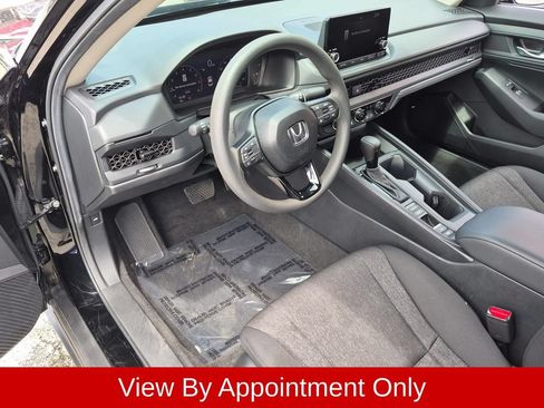 Used 2025 Honda Accord LX image 11