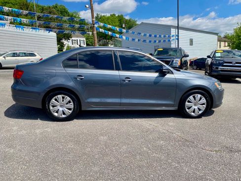 Used 2014 Volkswagen Jetta SE FWD image 8