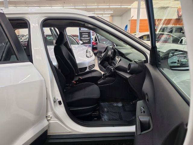 Used 2023 Nissan Kicks S FWD image 10