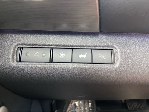Used 2025 Nissan Pathfinder Platinum w/ Cargo Package FWD image 37