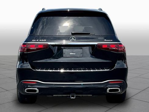 Used 2025 Mercedes-Benz GLS 450 4MATIC image 4