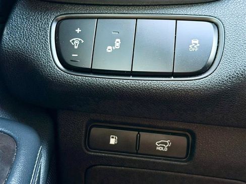 Used 2018 Kia Sorento EX FWD image 19