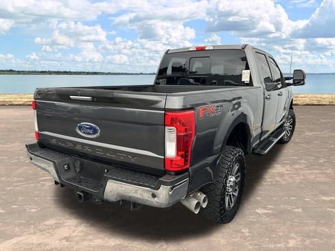 Used 2019 Ford F250 Lariat w/ FX4 Off-Road Package AWD/4WD image 9