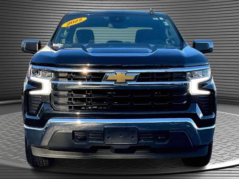 Used 2022 Chevrolet Silverado 1500 LT image 2