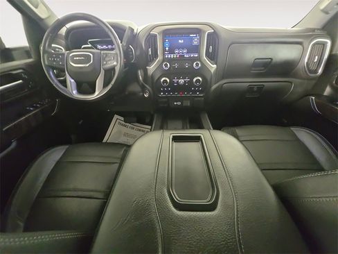 Used 2022 GMC Sierra 3500 Denali w/ Denali Ultimate Package image 10