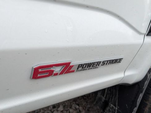 New 2026 Ford F250 Platinum AWD/4WD image 14