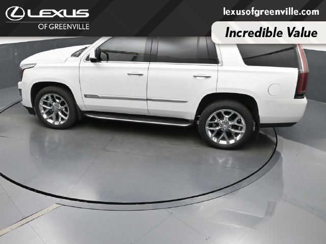 Used 2020 Cadillac Escalade Premium Luxury AWD/4WD image 29
